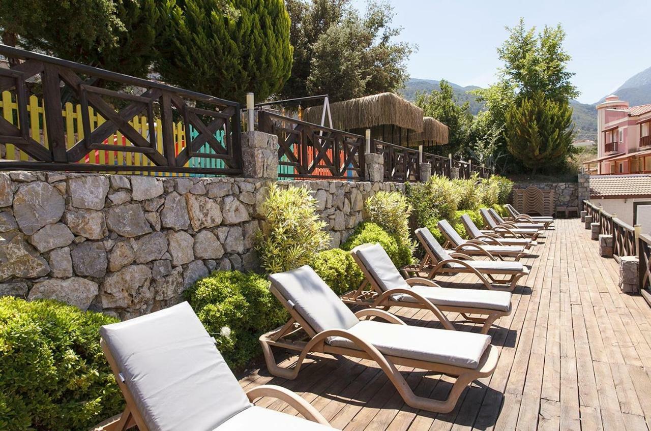 Konfor Suite Otel Cedit Esterno foto