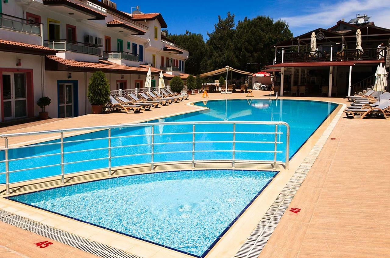 Konfor Suite Otel Cedit Esterno foto